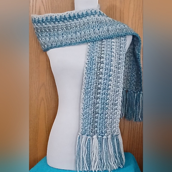 NEW Handcrafted Crocheted Scarf - Picture 1 of 4